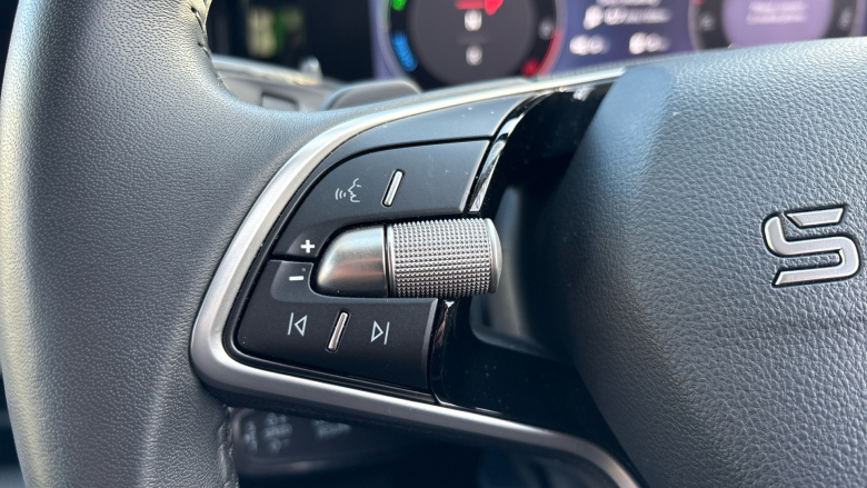 Skoda Superb 1.5 TSI iV SE Technology DSG 5dr Estate